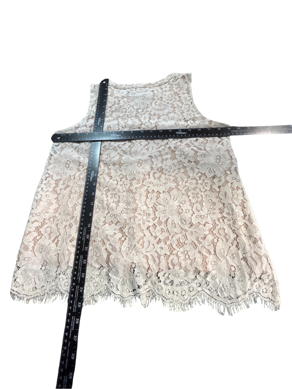 Rose + Olive Lace Button Front Sleeveless Tank Top Beige Nude Lined Medium M - Picture 6 of 6